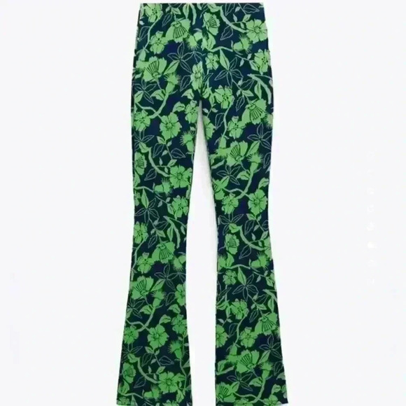 Zara High Waisted Jacquard Wide leg Pants - Picture 3 of 11